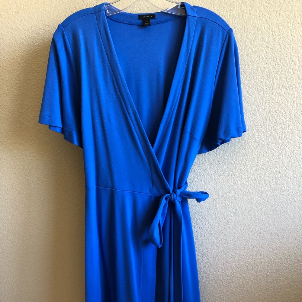 Ann Taylor Flutter sleeve wrap dress
